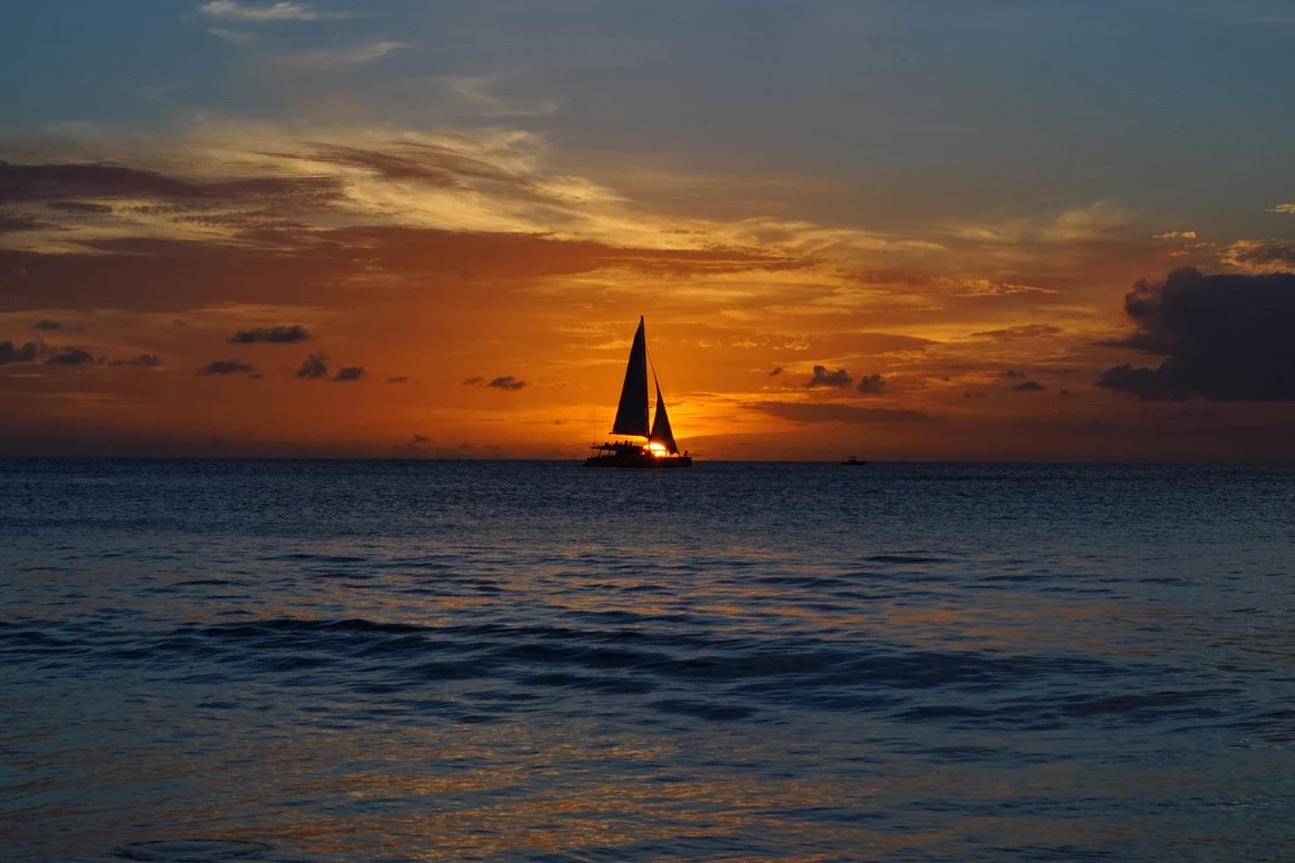 L’heure dorée en mer